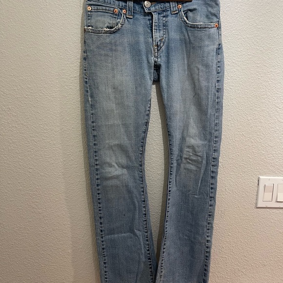 Levi's Women's Denim Straight Leg Jeans - Picture 2 of 6